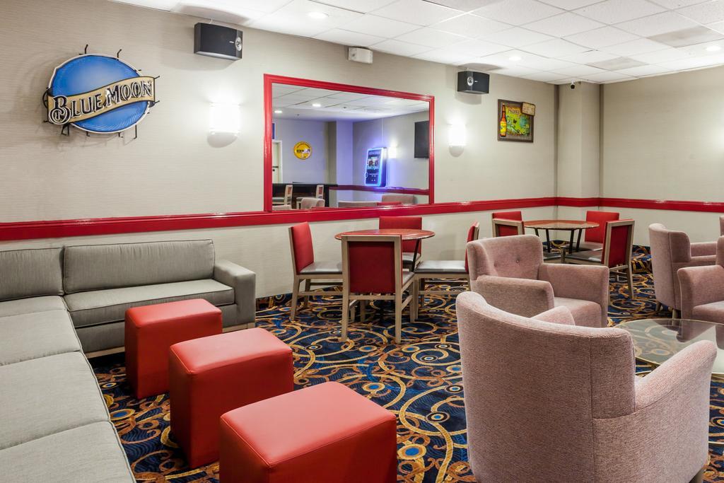Ramada By Wyndham San Diego National City Exterior photo